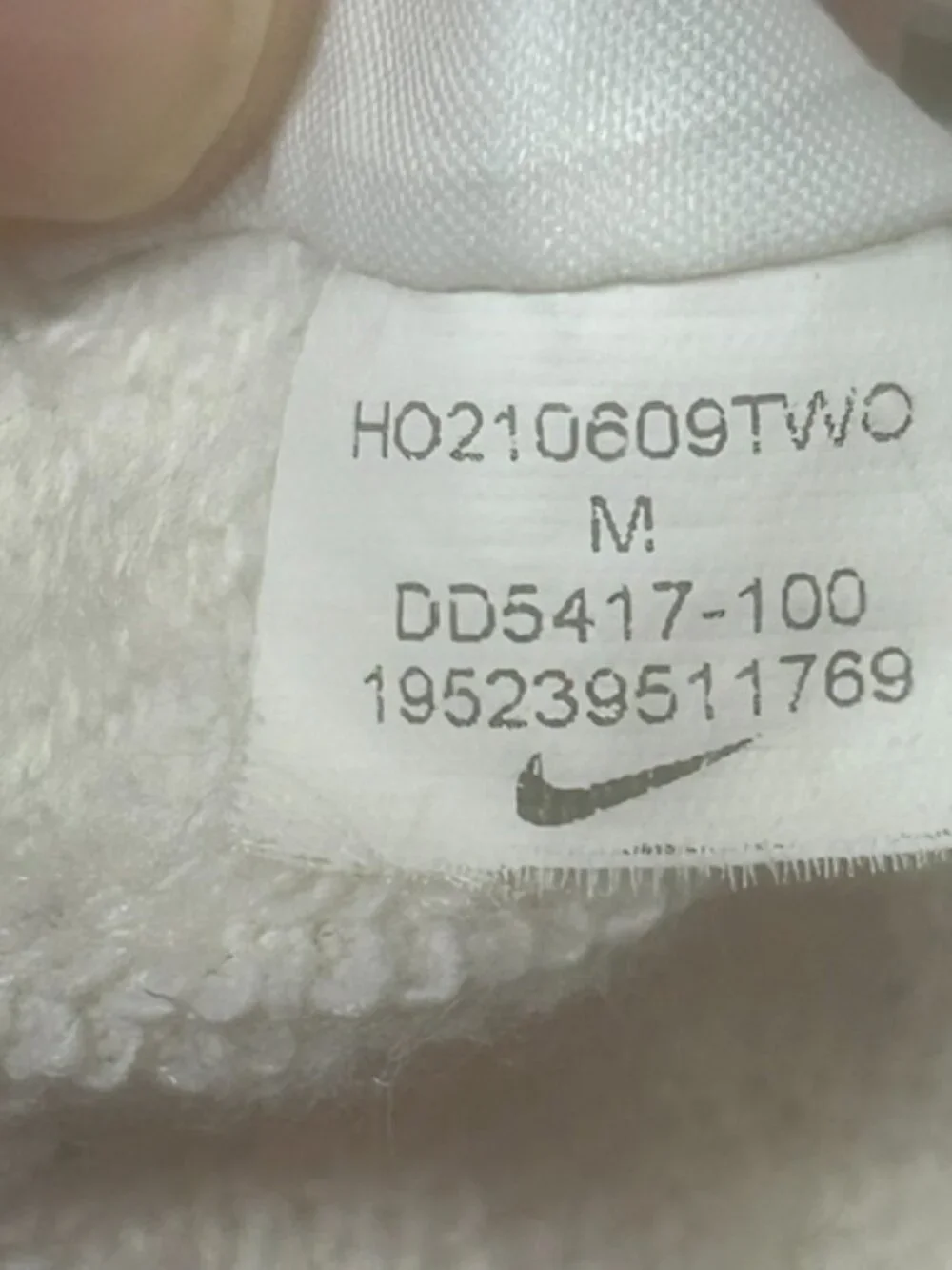 Nike Air Hoodie Women's M White Gray Fleece Center Swoosh Oversized DD5417 SPOTS
